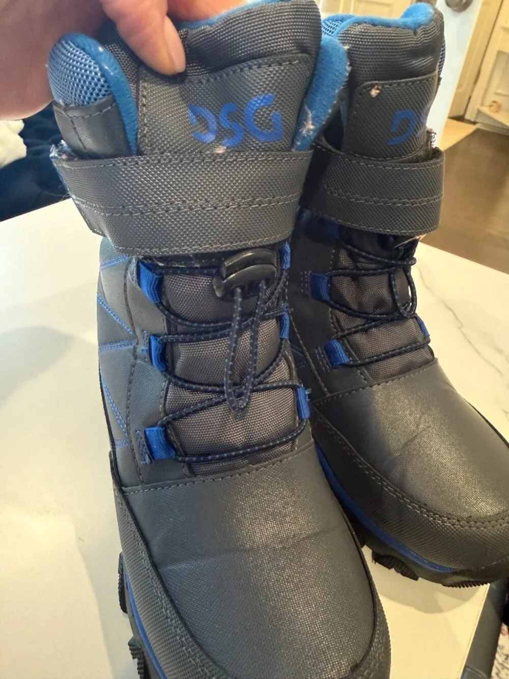 Youth DSG Winter Boots -Size 2